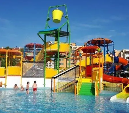 Sunny Sanny Parking Free Apartman *
