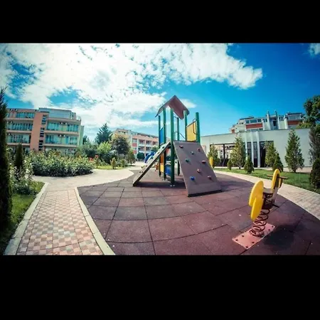 Sunny Sanny Parking Free דירה