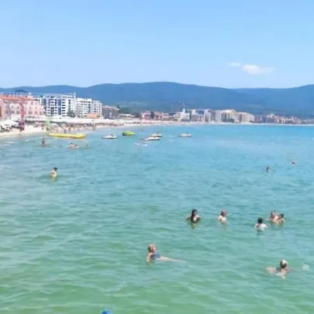 Sunny Sanny Parking Free Apartment *